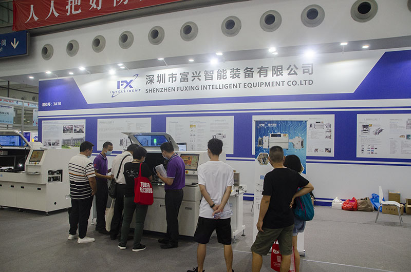 進口插件機和國產(chǎn)插件機哪個更有優(yōu)勢？