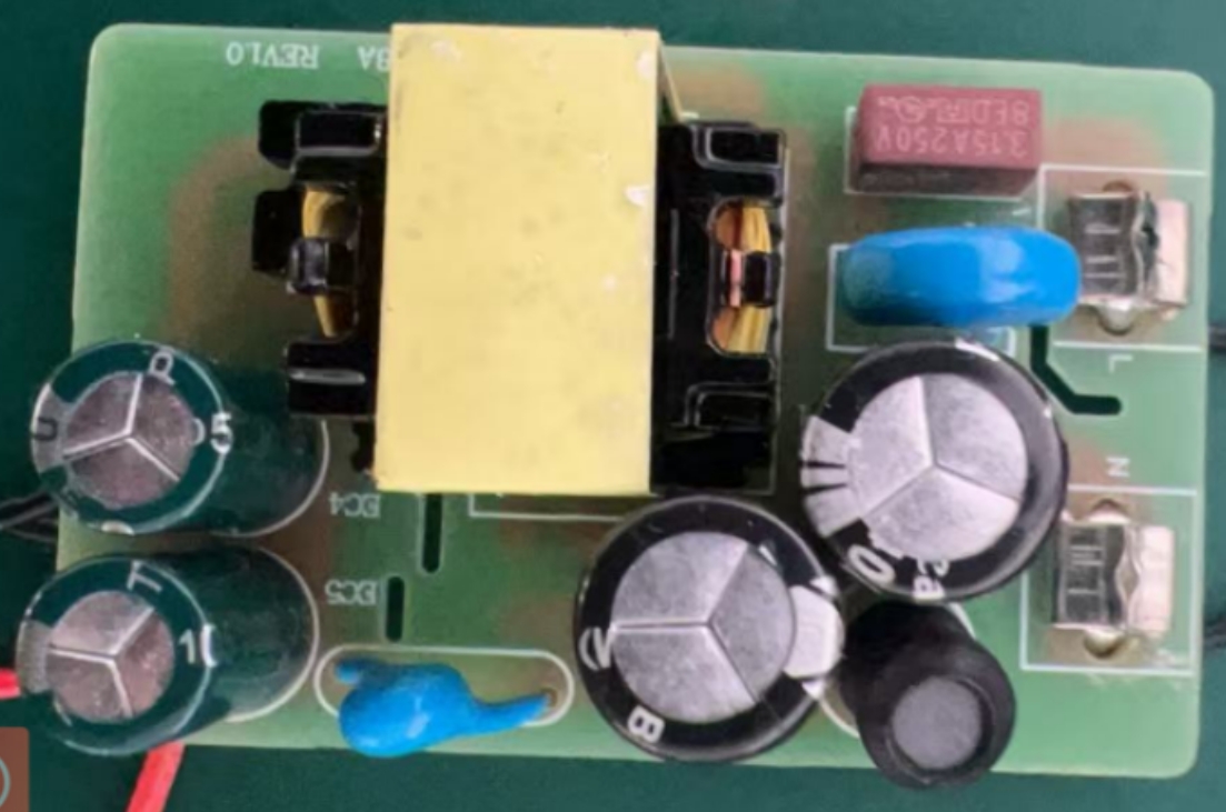 立式插件機(jī)在電源行業(yè)能發(fā)揮多大效能？