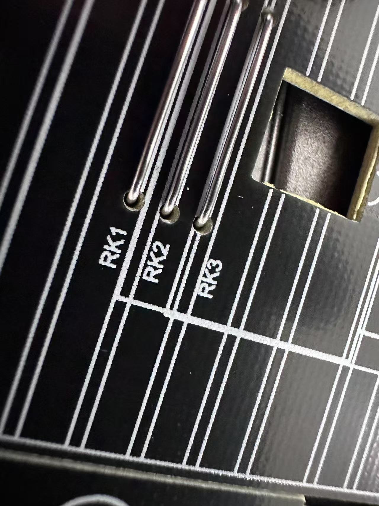 跳線插件機(jī)可以插裝幾種線？